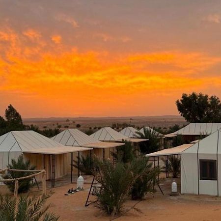 Sahara Traveling Camp Hotel Merzouga Eksteriør billede
